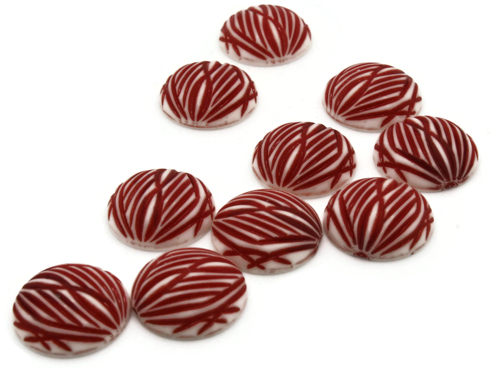 10 18mm Stripe Pattern Round White and Red Vintage West German Plastic Cabochons