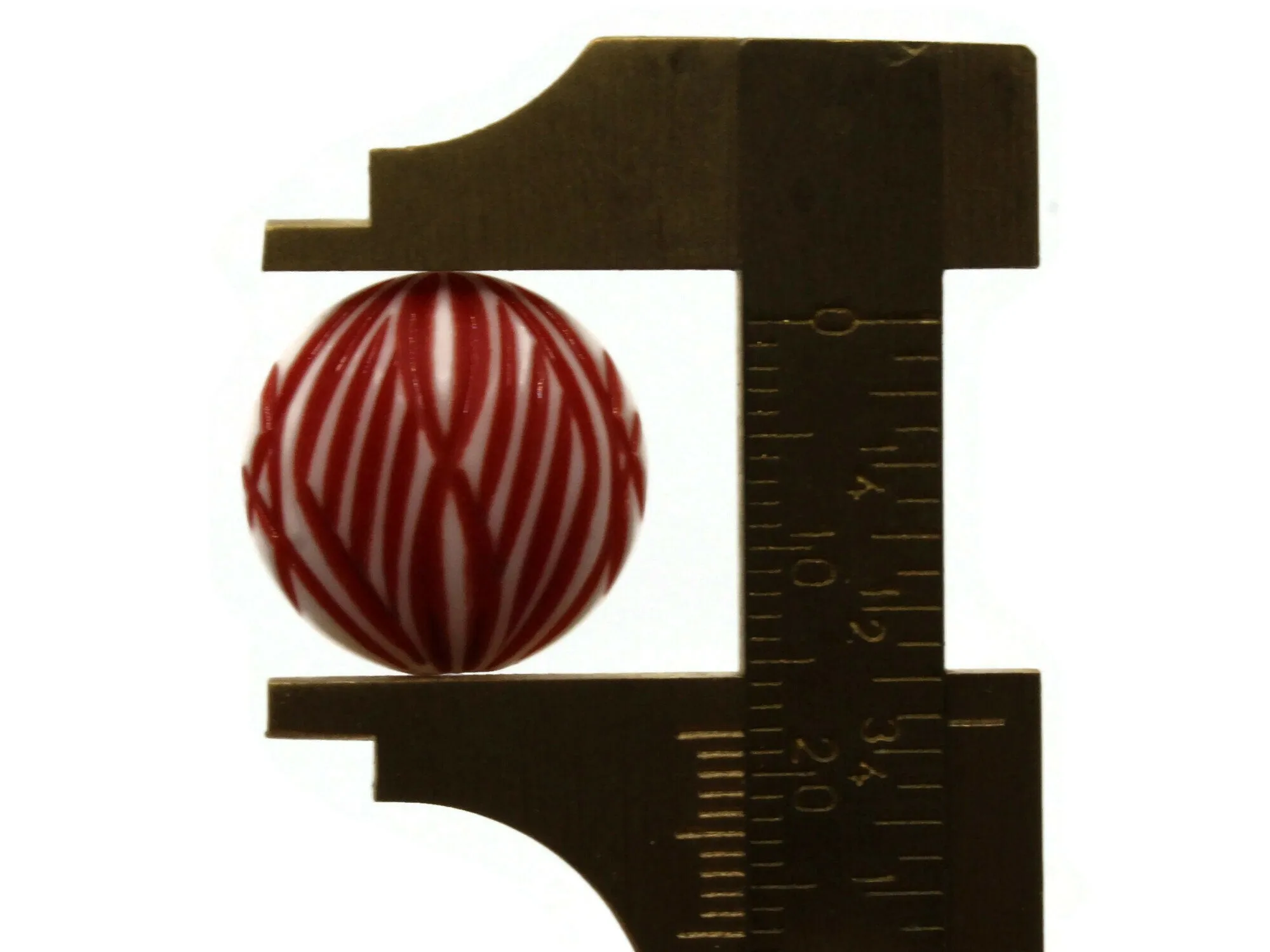 10 18mm Stripe Pattern Round White and Red Vintage West German Plastic Cabochons