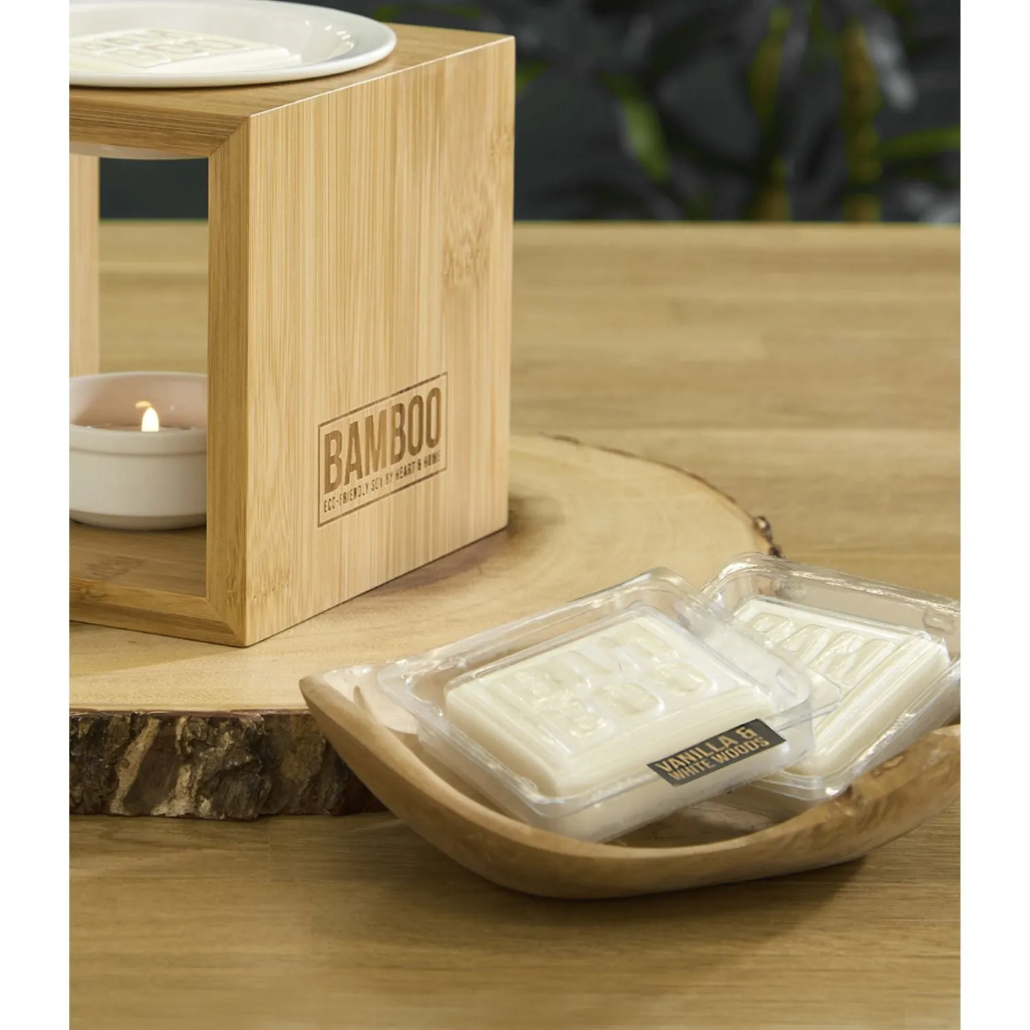 Bamboo 26 Vanilla & White Woods Wax Melt