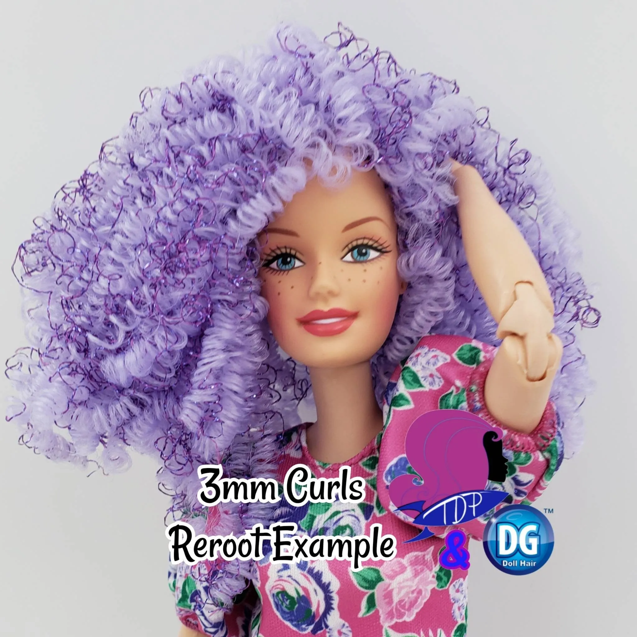 DG Curly Nylon Vibrant Pink Shimmer YN1425A 12mm 1oz/28g 36in/92cm Doll Hair