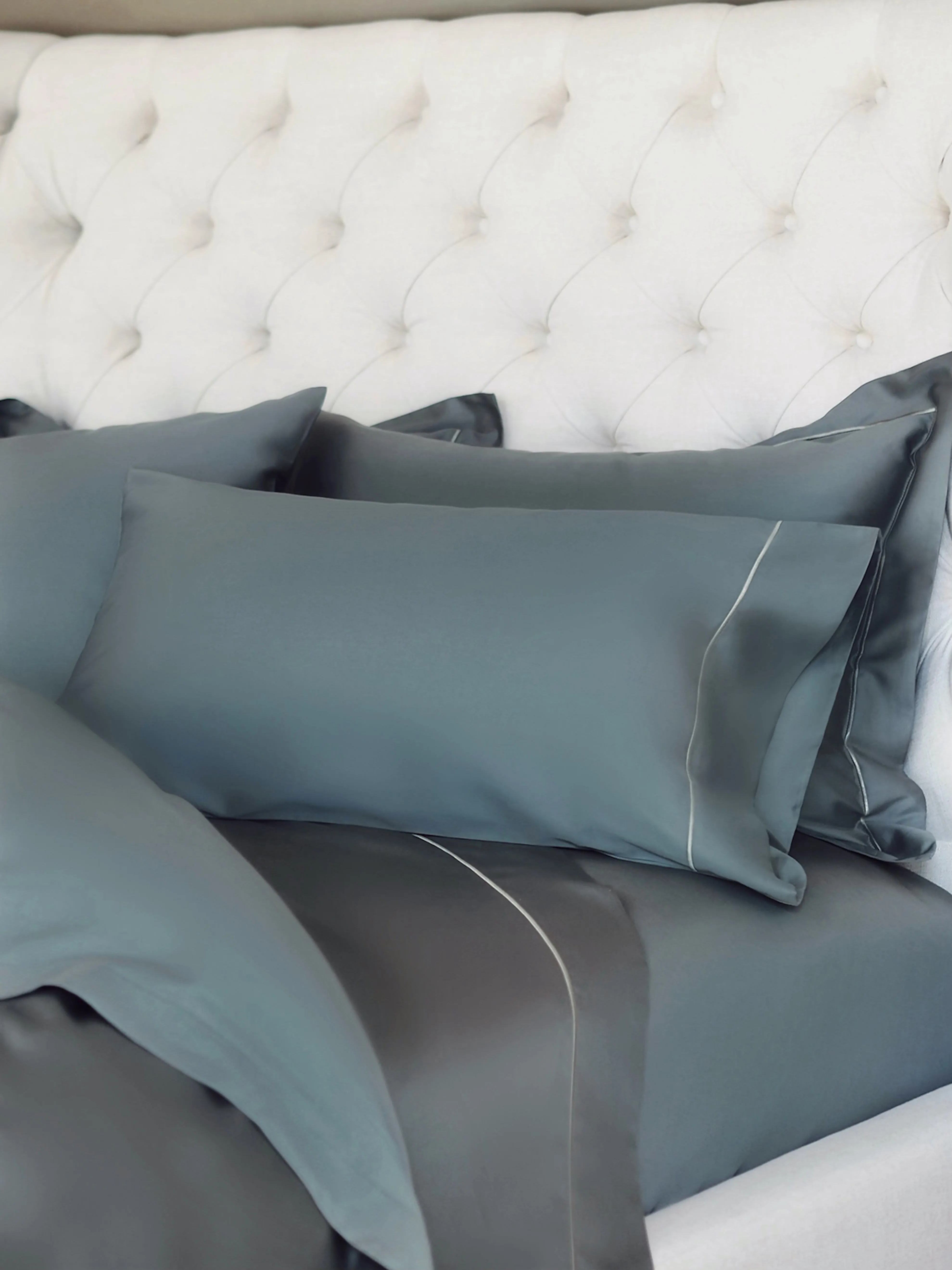 Pacifica Bedding by The Cross | White