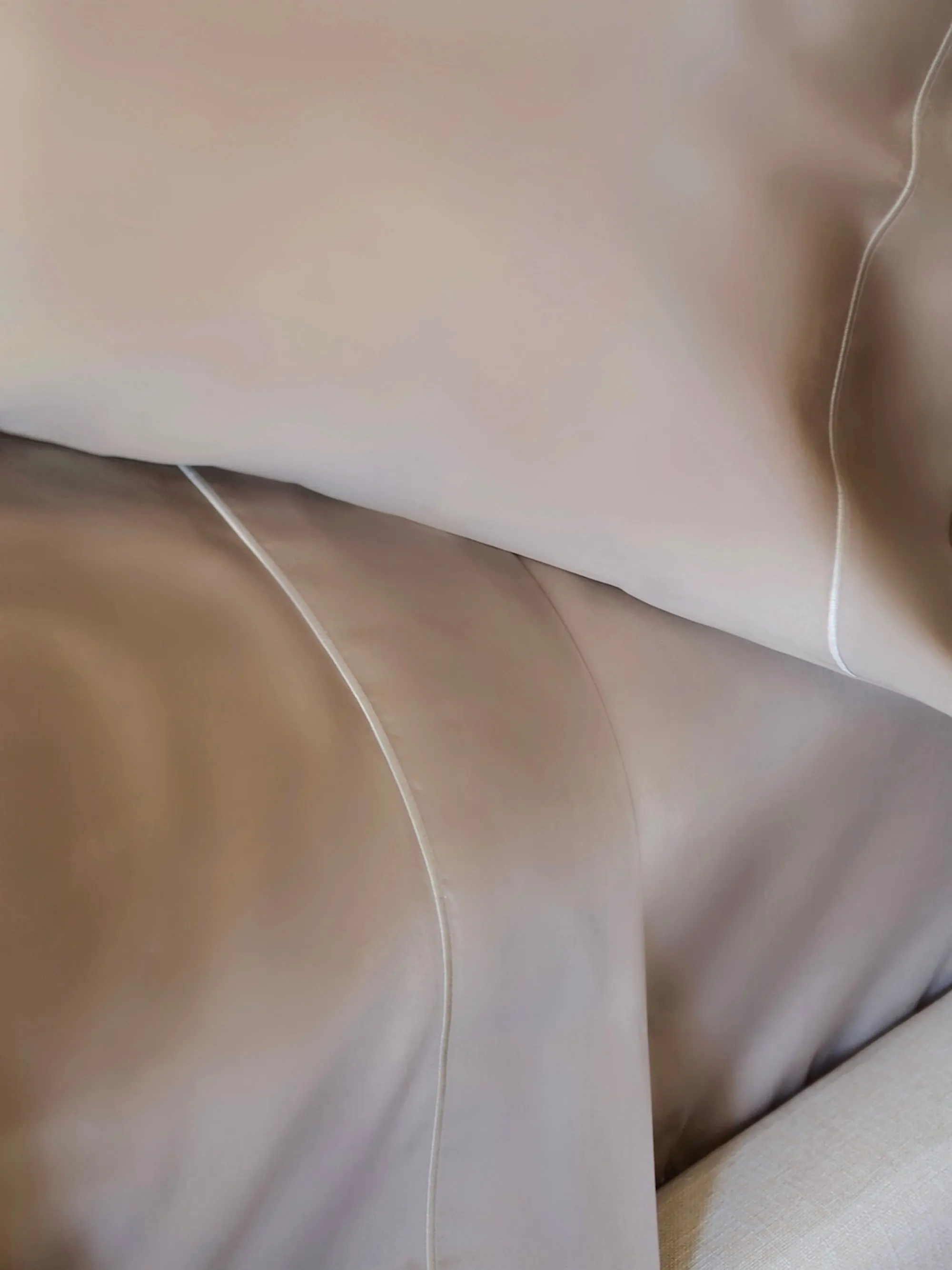 Pacifica Bedding by The Cross | White