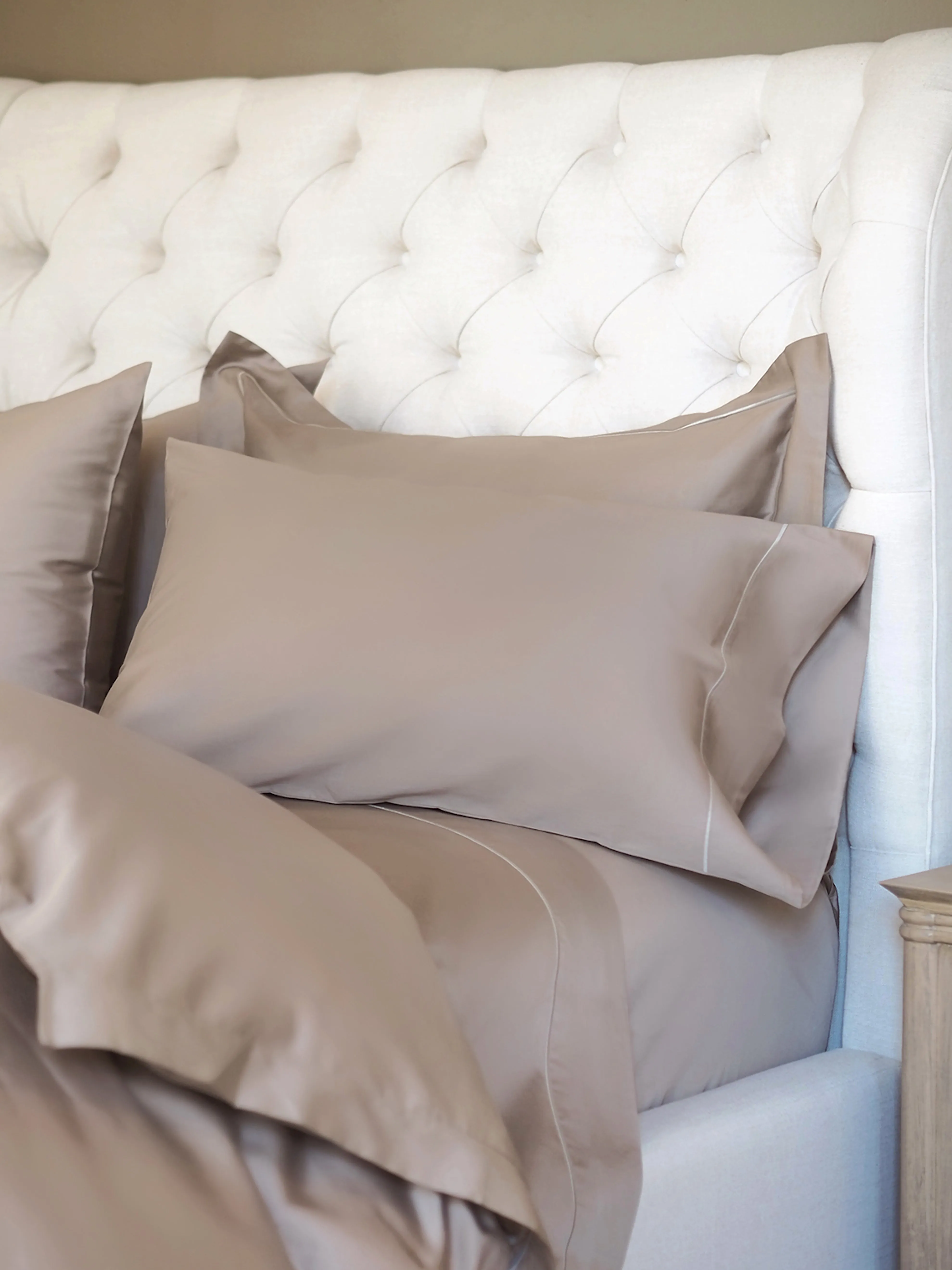 Pacifica Bedding by The Cross | White