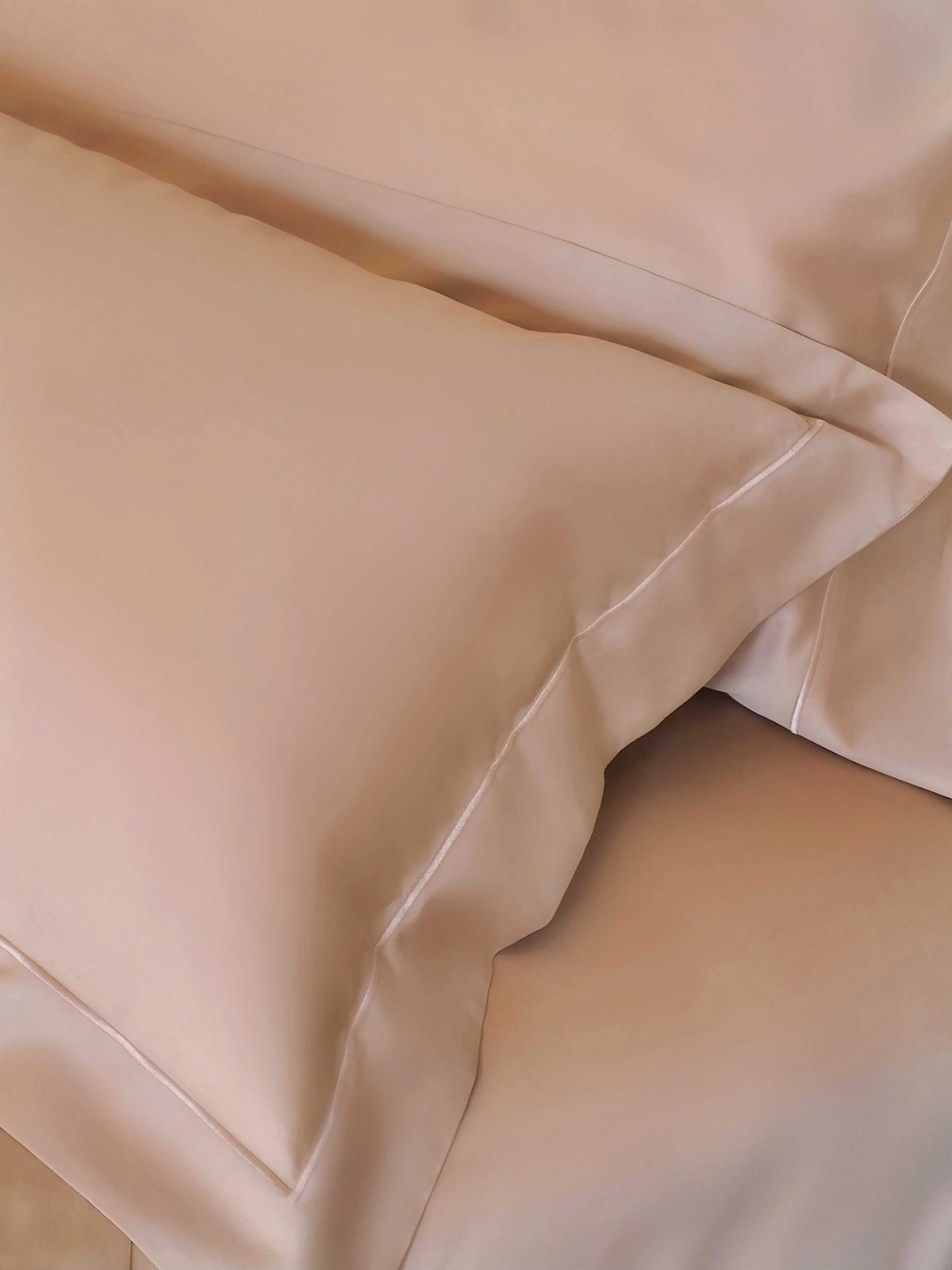 Pacifica Bedding by The Cross | White