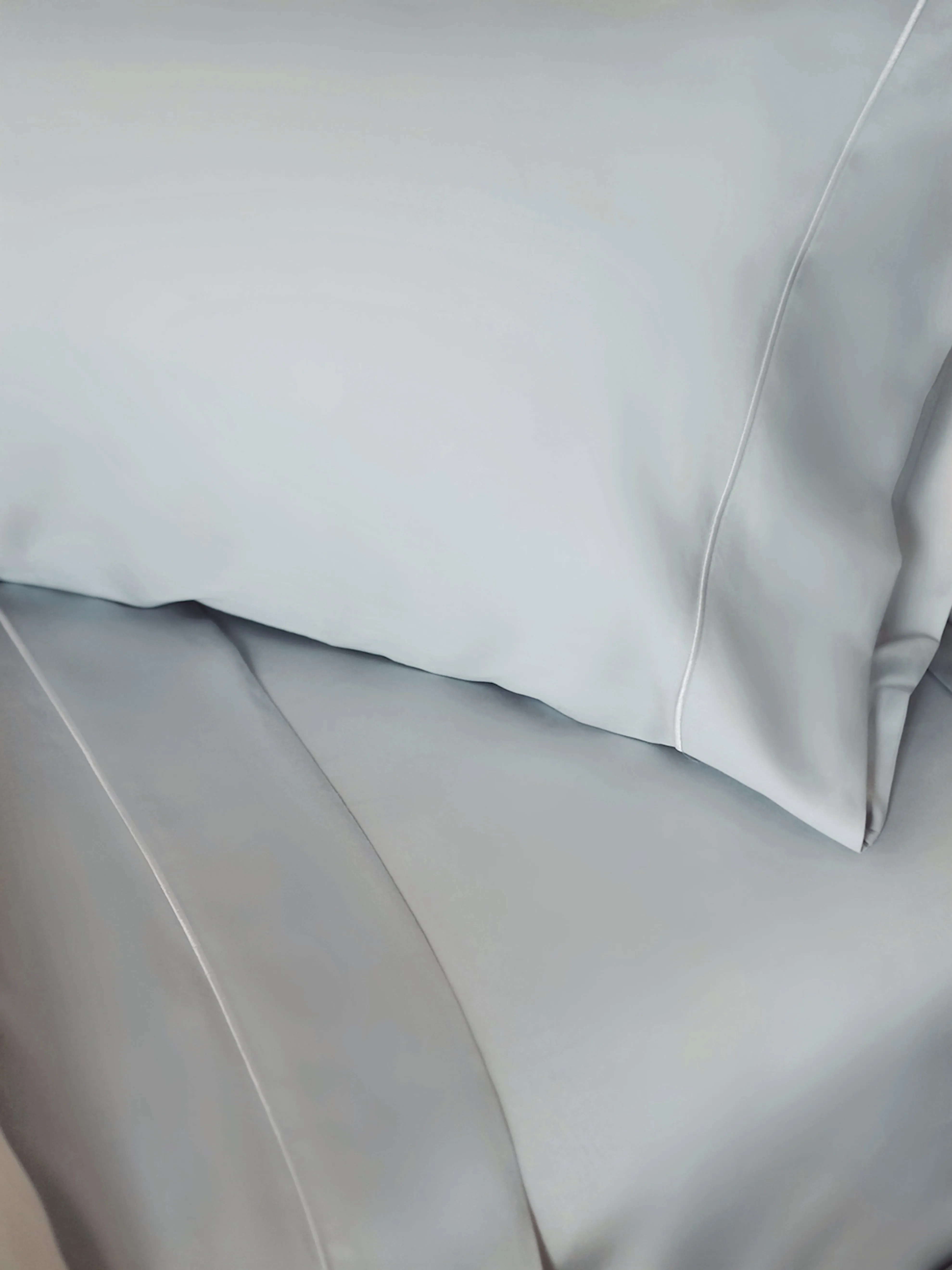 Pacifica Bedding by The Cross | White